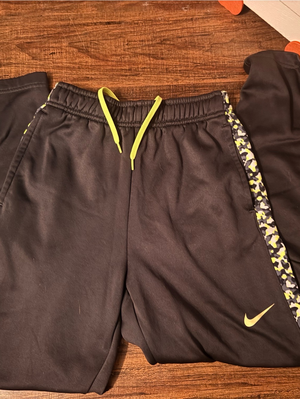 Nike Kids grey Sweatpants with Neon Yellow Accents